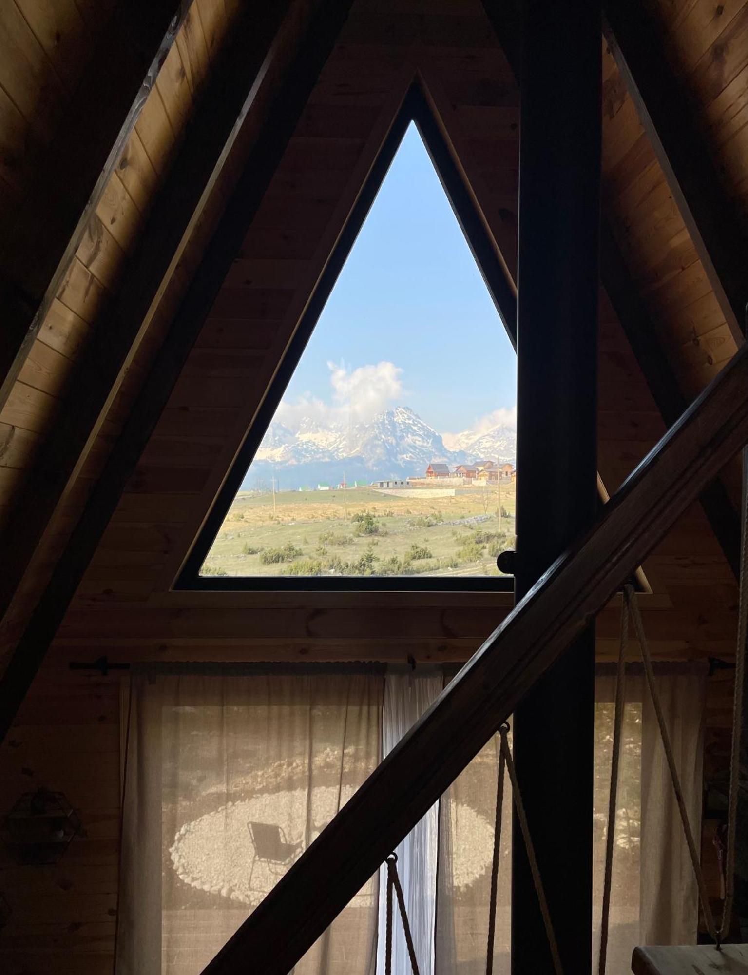 Peaksview Chalets جابلياك المظهر الخارجي الصورة